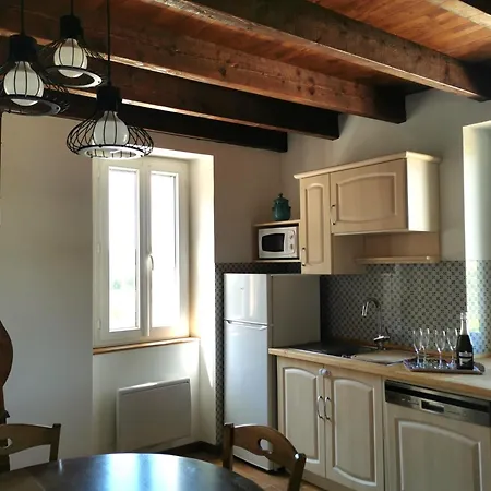 Holiday home Aux De Josephine